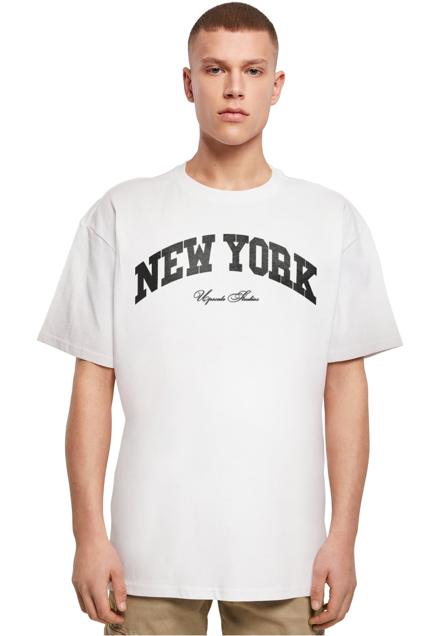 Upscale Studios New York College Oversize T-Shirt white im BAWRZ® One Stop Hip-Hop Shop