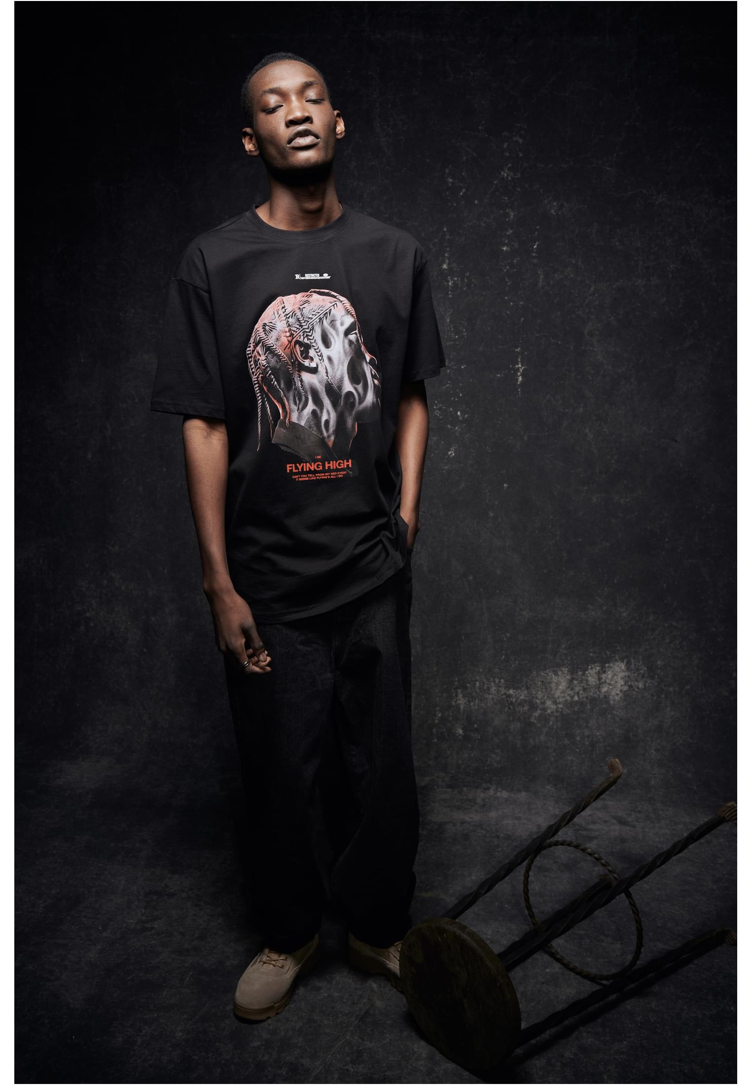 Upscale Studios Flying High Oversize Shop black BAWRZ® T-Shirt im