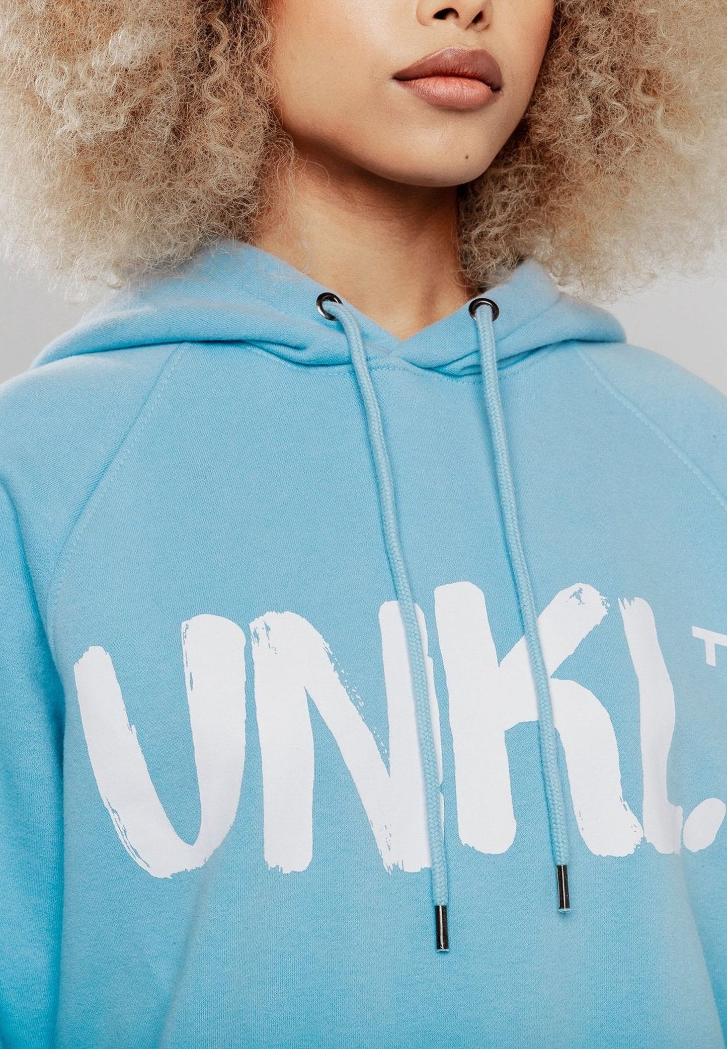 Unkl Classics Signature Plain Hoodie baby blue im BAWRZ® One Stop Hip-Hop Shop